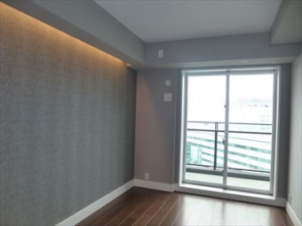 間接照明で落ち着いた雰囲気へイメージチェンジ